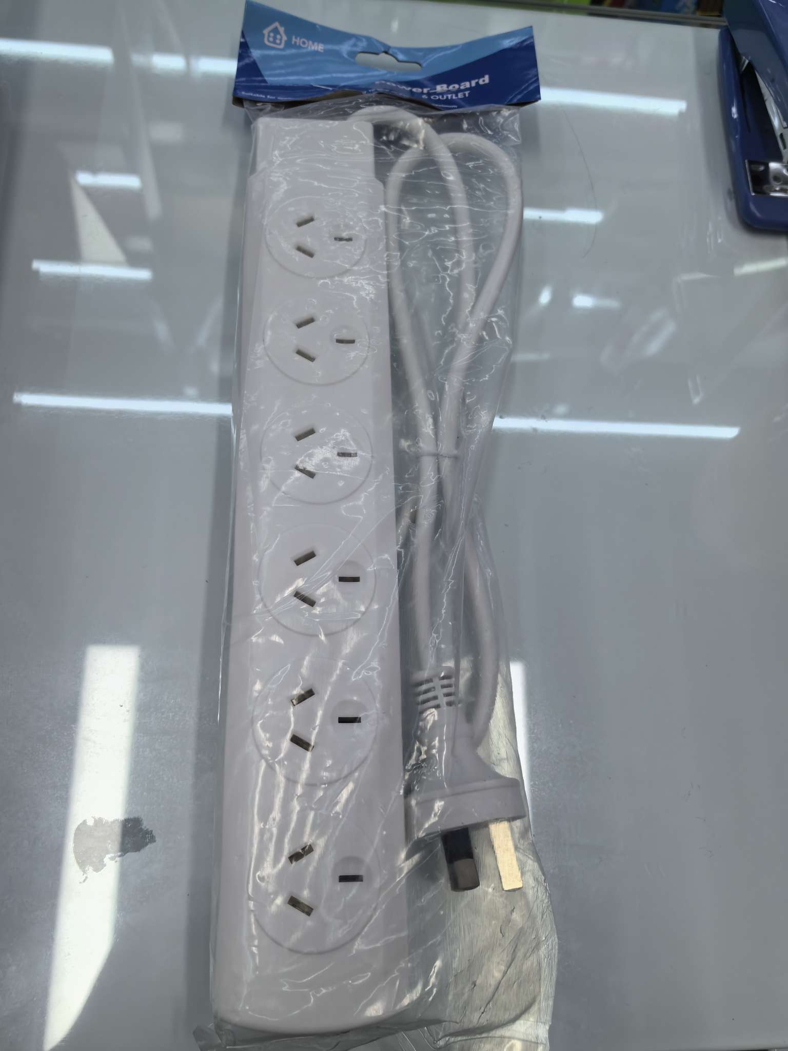 6F插线板带线             