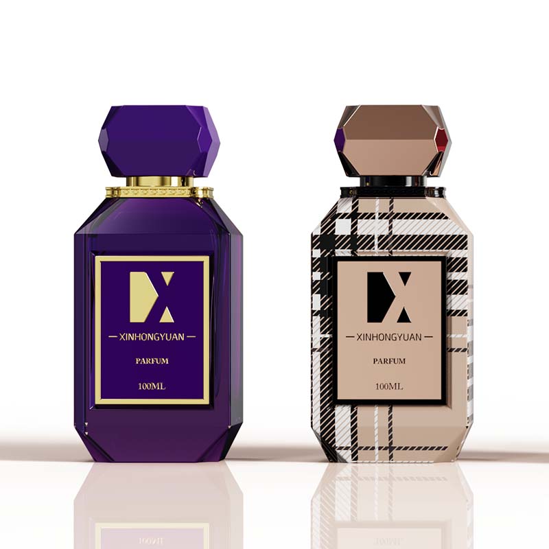 Factory direct sales of 100ml perfume bottles. The bottle body is spray-painted with logo and the bottom is thickened with a press-type nozzle Specification image