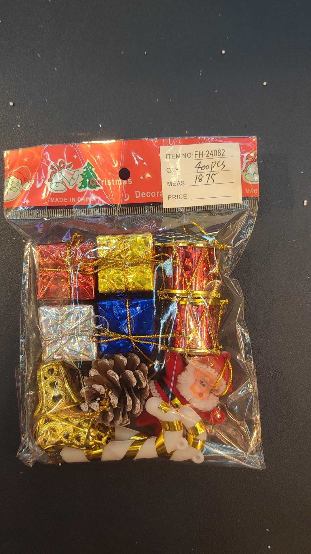 A big package of Christmas gifts details Picture