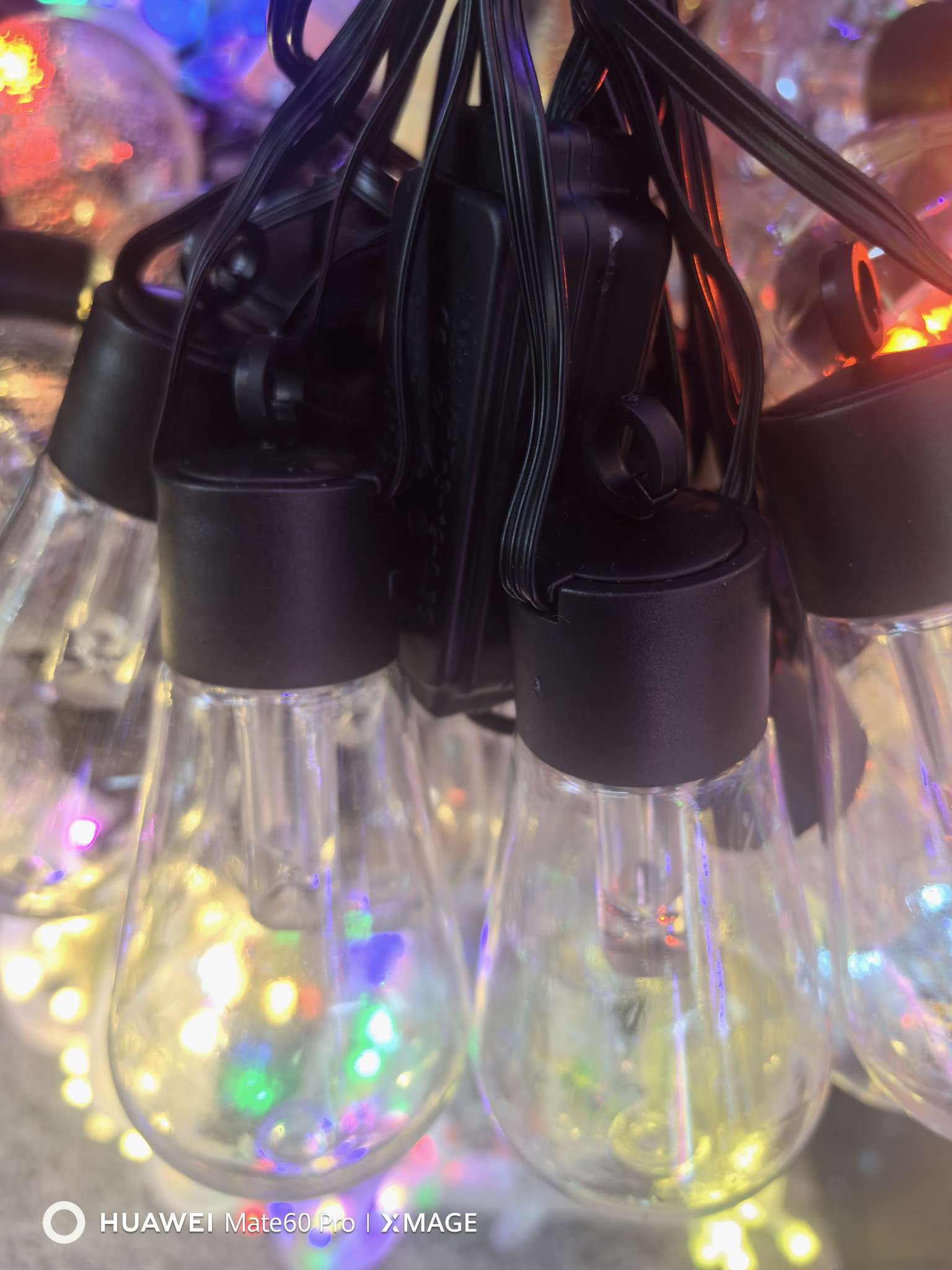 LED灯串照明饰品 室内发光树装饰 鈴噹灯串配件 LED洗地机 灯饰照明增添氛围 美观耐用细节图