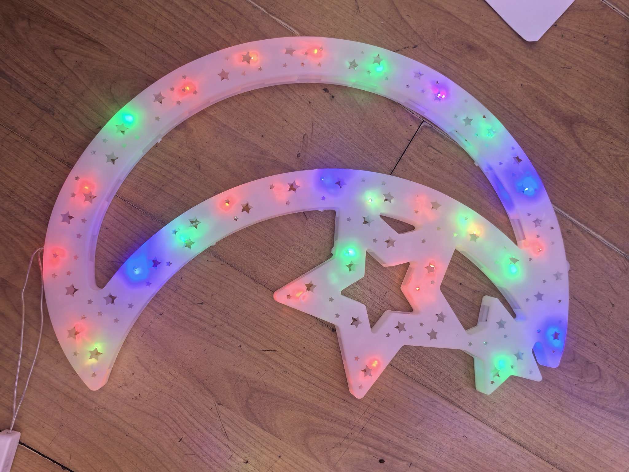 LED string lighting decoration bells, illuminated trees, indoor lighting string accessories, LED floor scrubbers, lighting fixtures, preferred indoor LED string lighting to enhance the home atmosphere Specification image