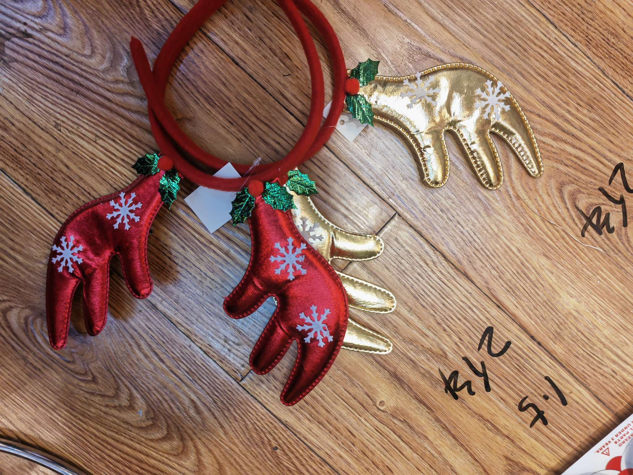 Metal 3D key pendants, Mongolian bok hats, special handicrafts, gift shops, best-selling mirrors, students, 2022 outdoor essential balloon dog accessories, innovative design Mongolian knives, exquisite handicrafts agency details Picture