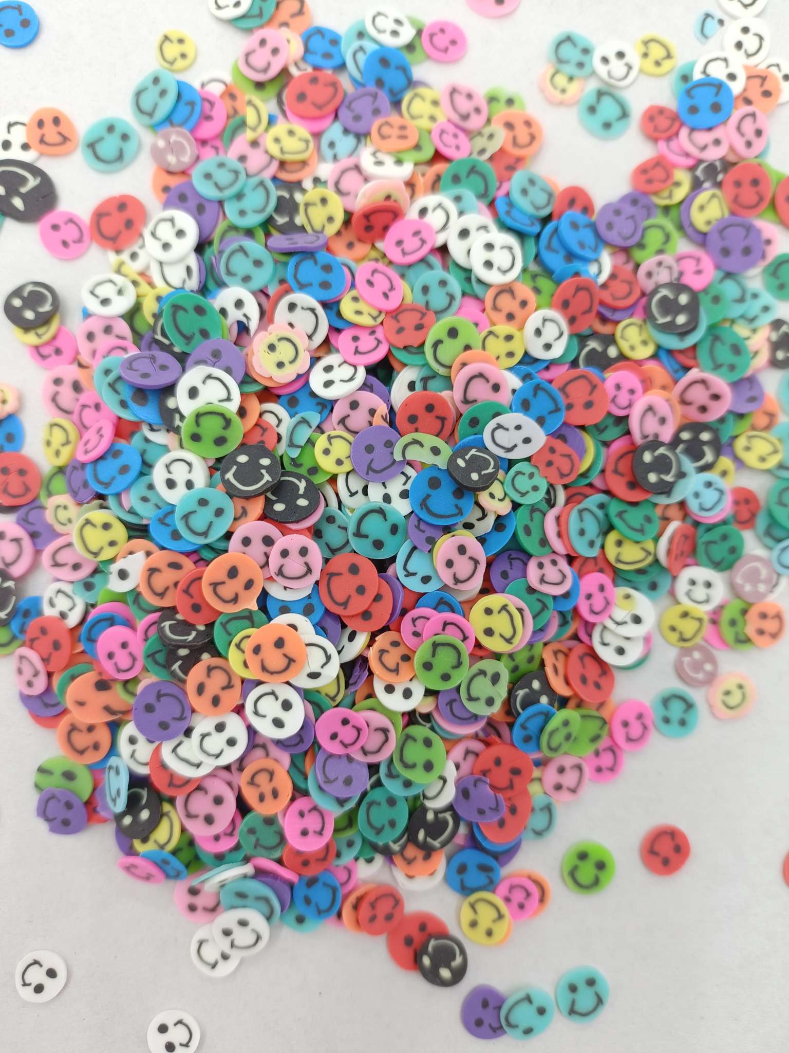 Soft clay plum blossom 5mm accessories, handicrafts, decorative accessories, ornaments, sequins, DIY sequins for early childhood education, 500g per pack detail image 5