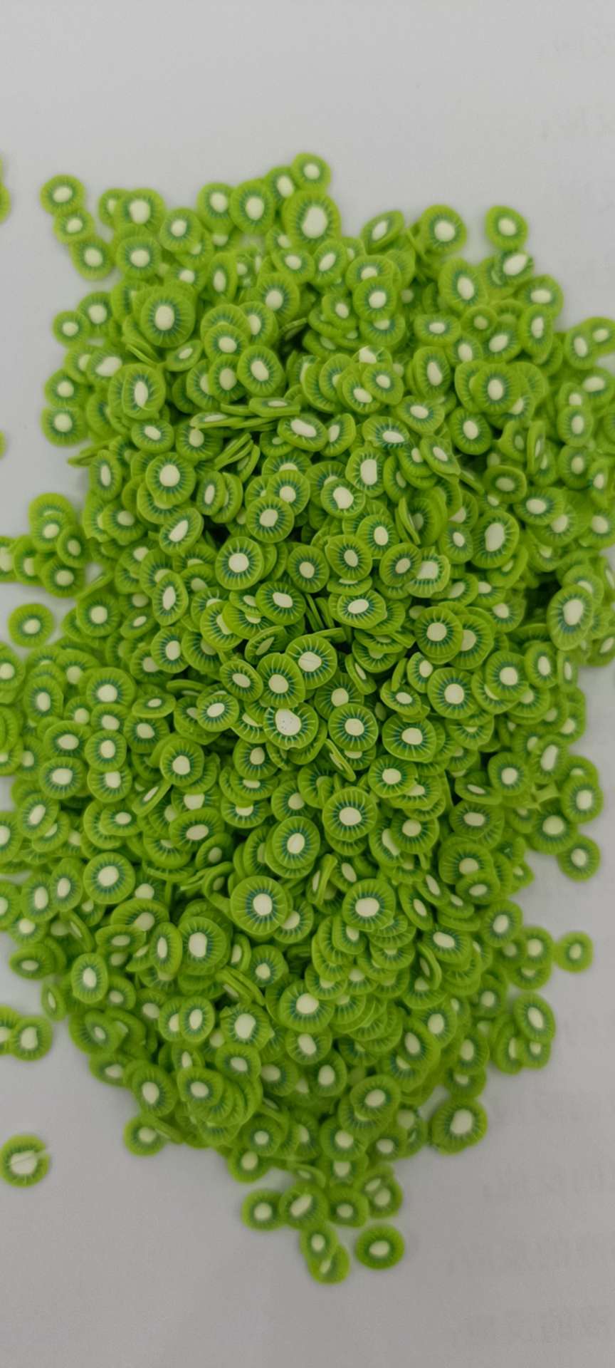 Soft clay plum blossom 5mm accessories, handicrafts, decorative accessories, ornaments, sequins, DIY sequins for early childhood education, 500g per pack detail image 9