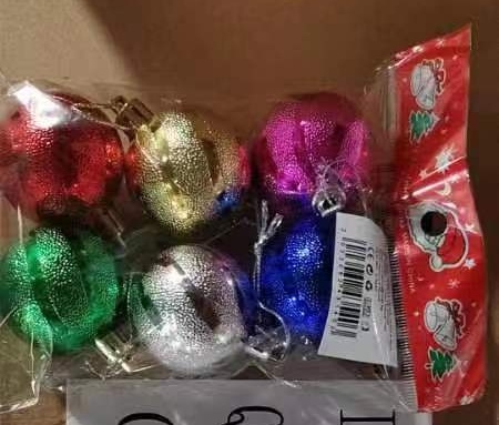 异形球，圣诞树挂件，圣诞礼品，节庆用品，装饰用品白底实物图