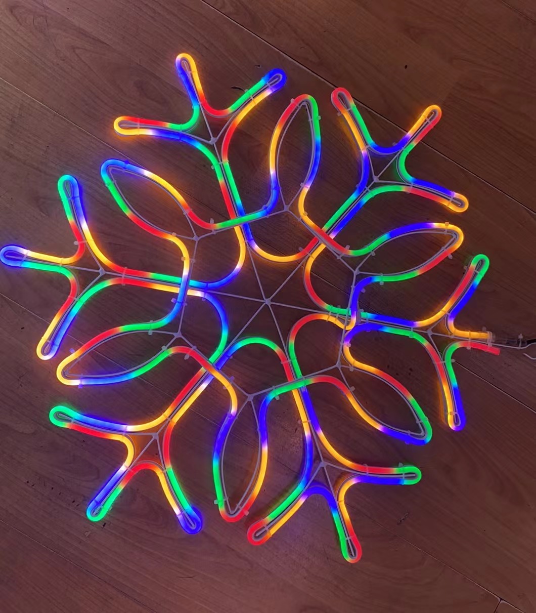 LED灯饰照明室外LED灯串 节日气球灯串户外装饰 灯泡泡鱼造型 独特晶瓷画设计 环保节能节日灯户外产品图