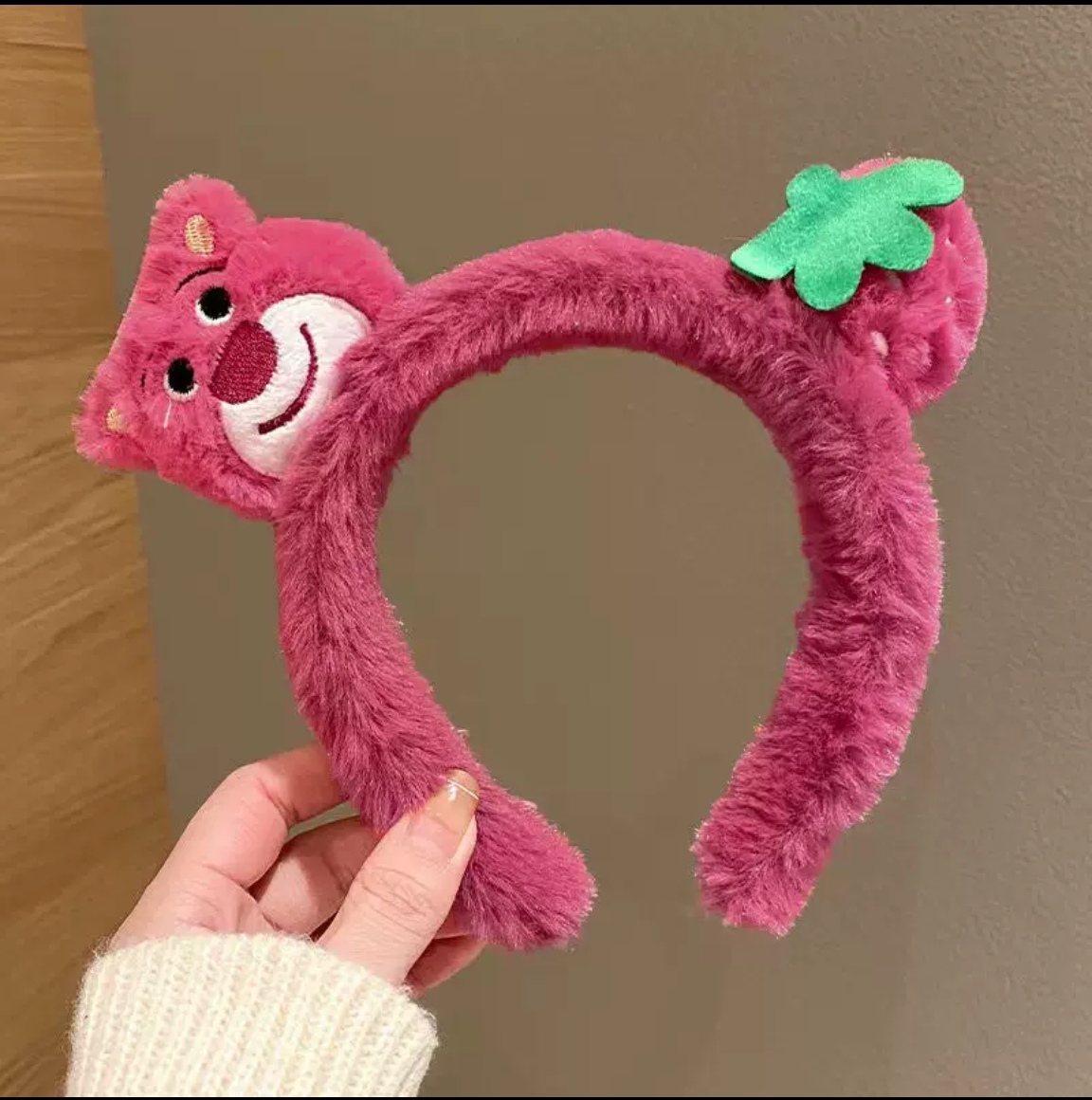 可爱卡通草莓熊发箍女秋冬洗脸敷面膜专用头箍防滑发卡束发带头饰