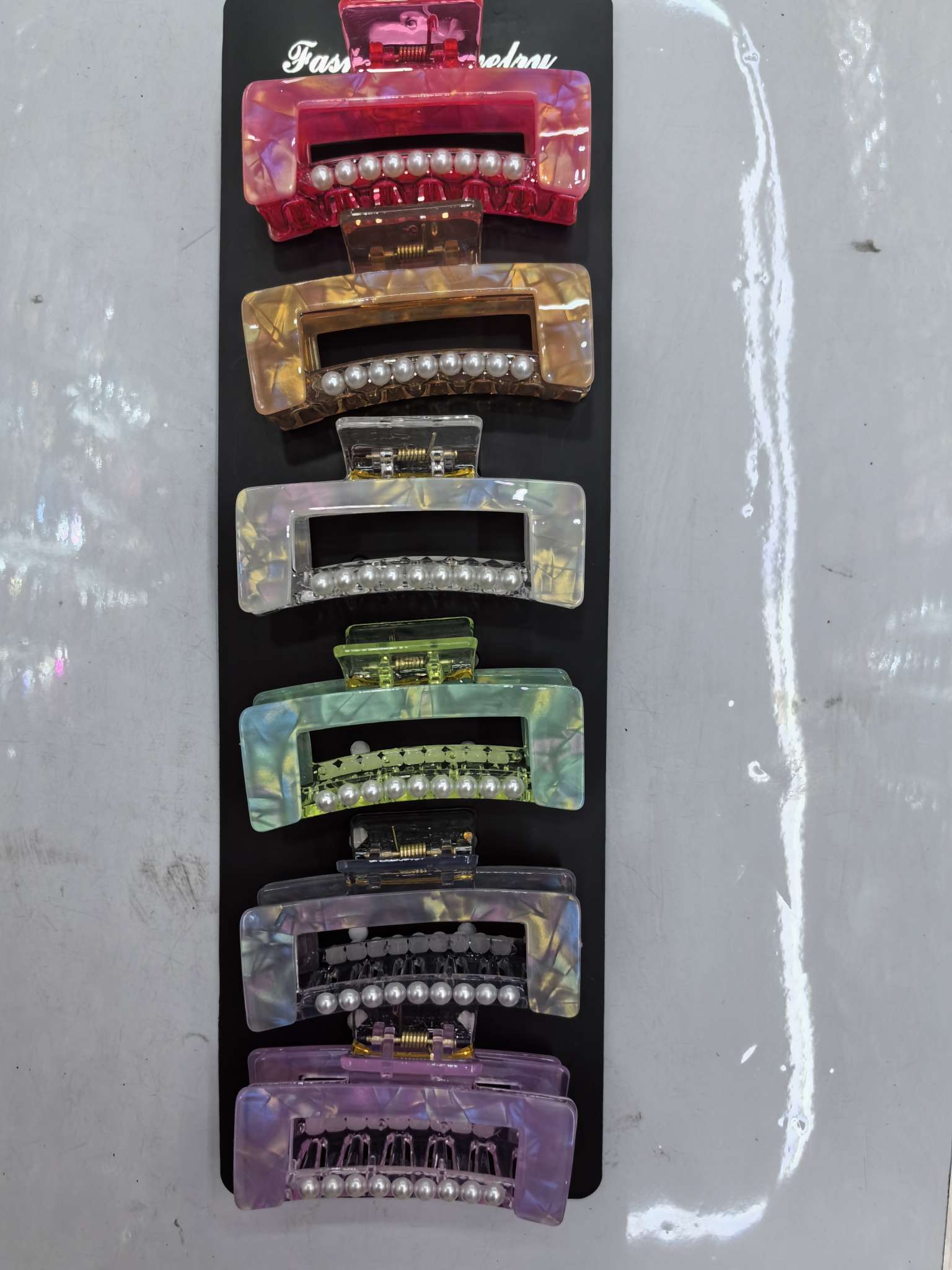 8.5cm人鱼色珍珠抓夹，彩色底夹，可混6色