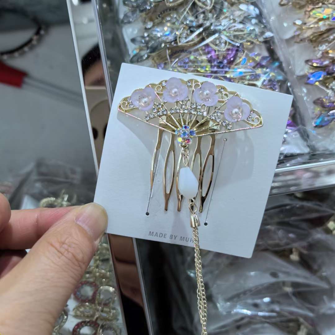 Creative Accessories Hair Accessories Hair Clips Grab Clips Stylish Hair Accessories Delicate Clips Hair Accessories Elegant Hair Accessories For Women details Picture