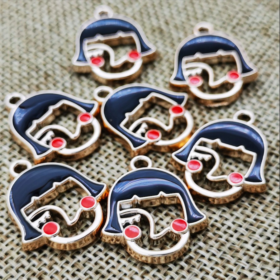 Korean diy accessory rose gold oil-dripping girl head pendant, bracelet, necklace, pendant wholesale bracelet jewelry