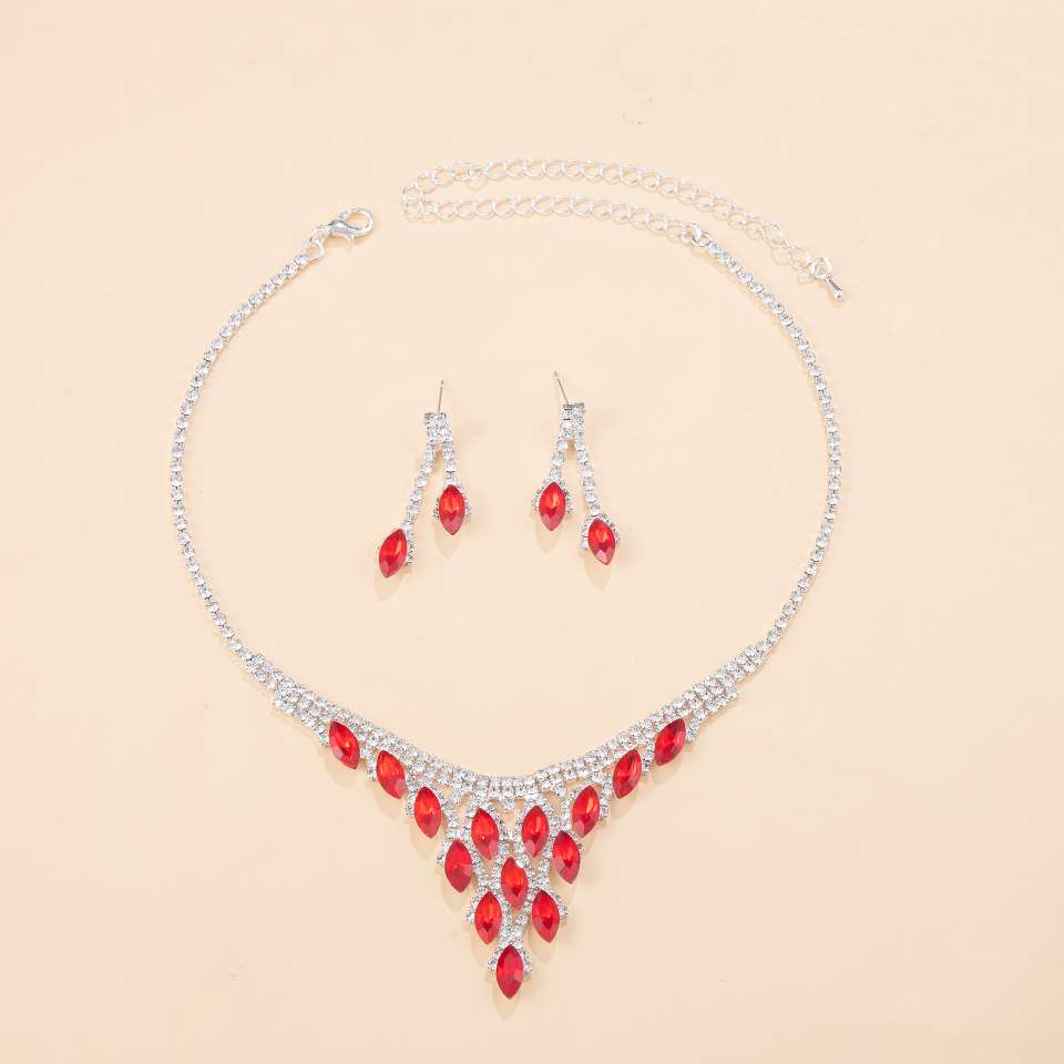 Fashionable, elegant, exquisite, high-end, light luxury blue crystal water diamond necklace, earrings set, women's dress accessories, bride's ornaments detail image 4