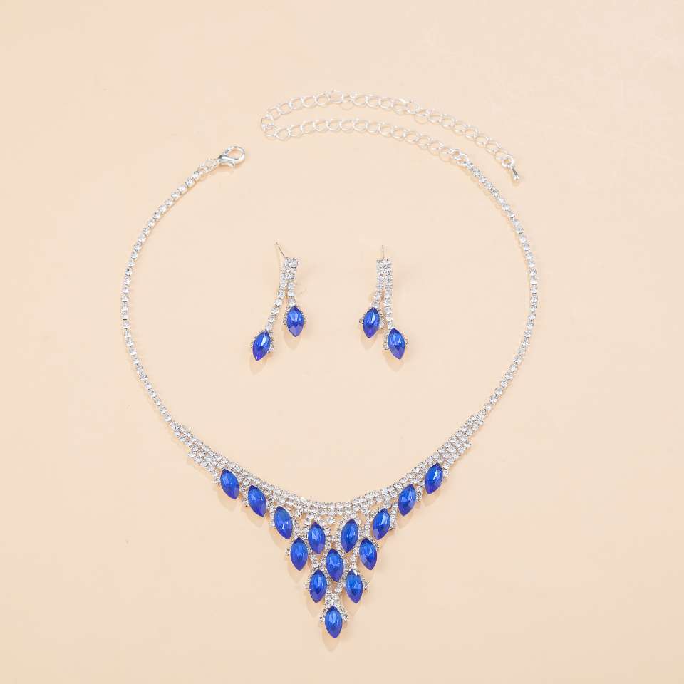 Fashionable, elegant, exquisite, high-end, light luxury blue crystal water diamond necklace, earrings set, women's dress accessories, bride's ornaments Item Picture