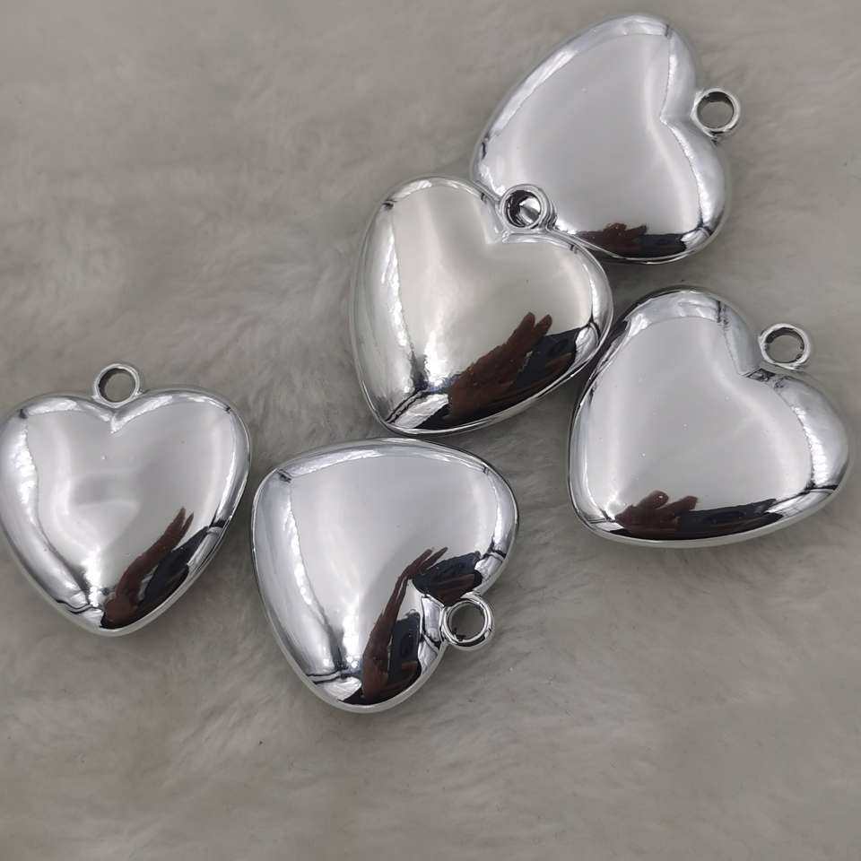 diy jewelry accessories: Plastic color-preserving glossy three-dimensional heart-shaped pendant, necklace, keychain, heart-shaped pendant detail image 3