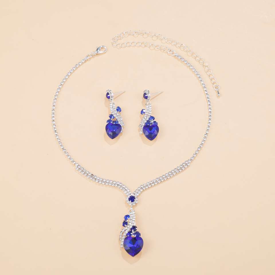 European and American retro full diamond tassel collarbone necklace, earring set, claw chain, water diamond, simple dress, versatile necklace for women detail image 3