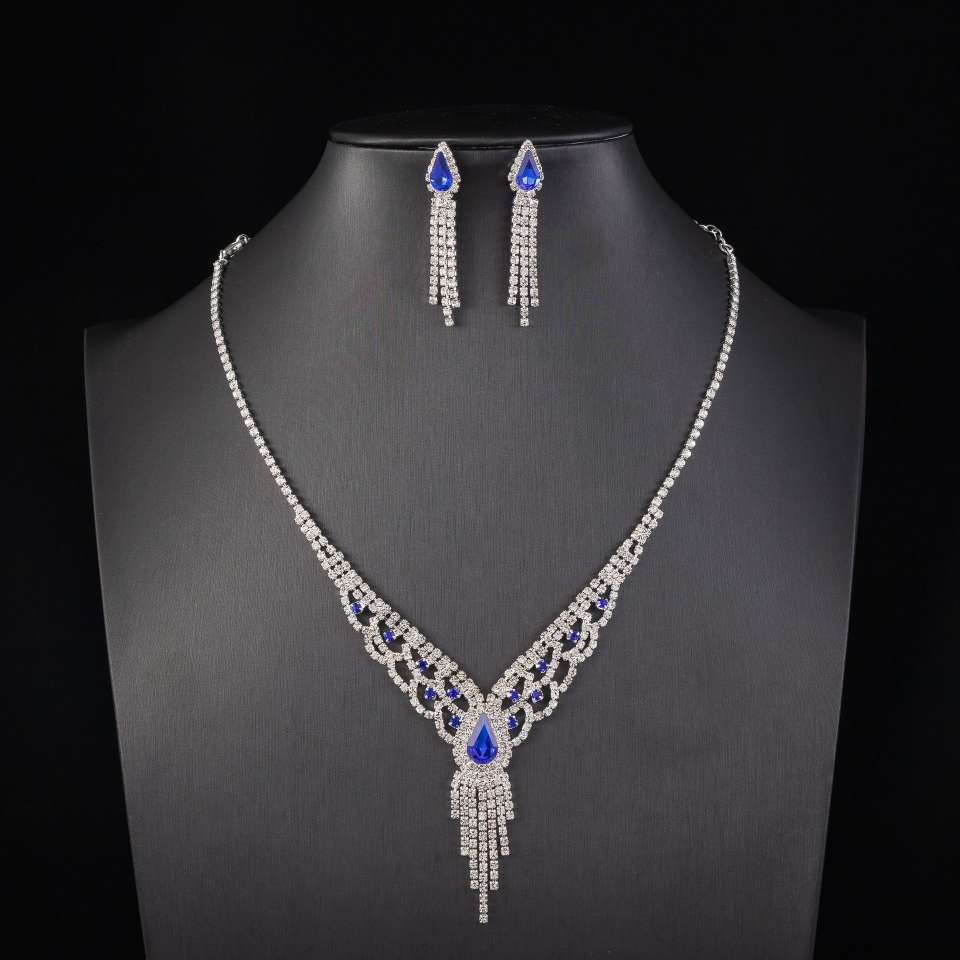 Wholesale wedding women's necklaces, earrings, sets, bridal wedding gowns, evening gowns, necklaces, banquet accessories detail image 3