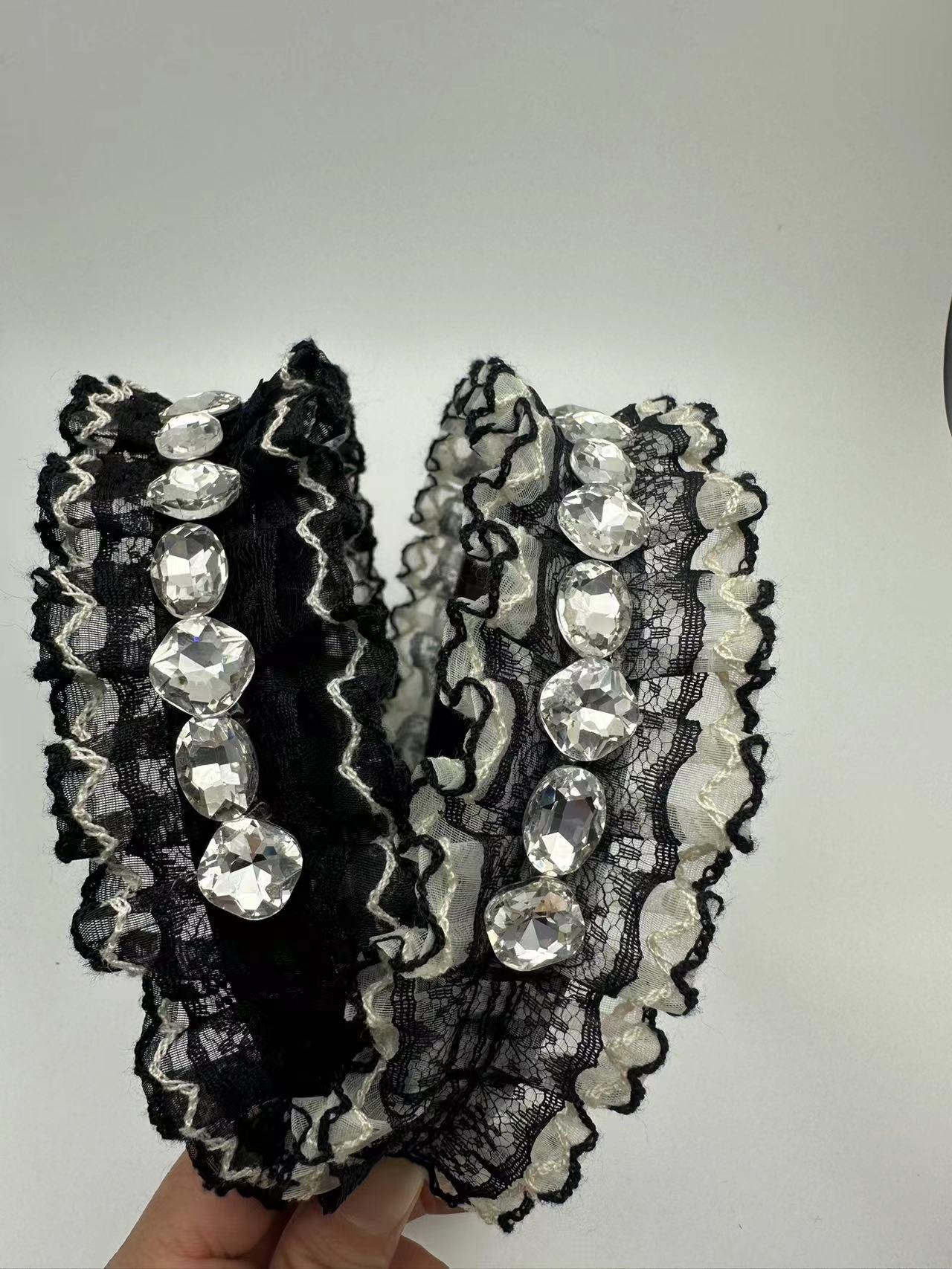 Summer versatile hair bands for women: Crystal hair bands, PU hair bands, wavy hair bands Specification image