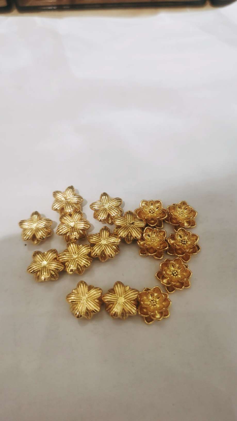 Jewelry accessories, jewelry accessories, sand gold flower