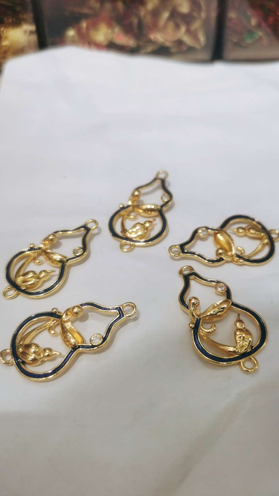 Jewelry accessories, jewelry accessories, oil-dripping zircon gourds details Picture