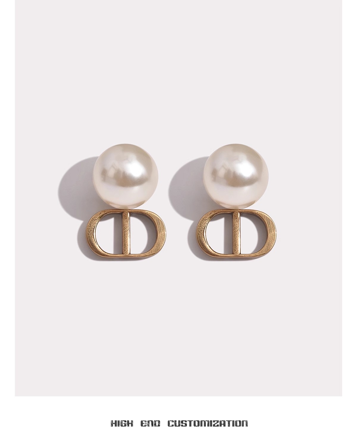 Letters Light Luxury Unique Earrings 2024 New Explosive Retro Pearl Earrings For Women Senior Sense details Picture