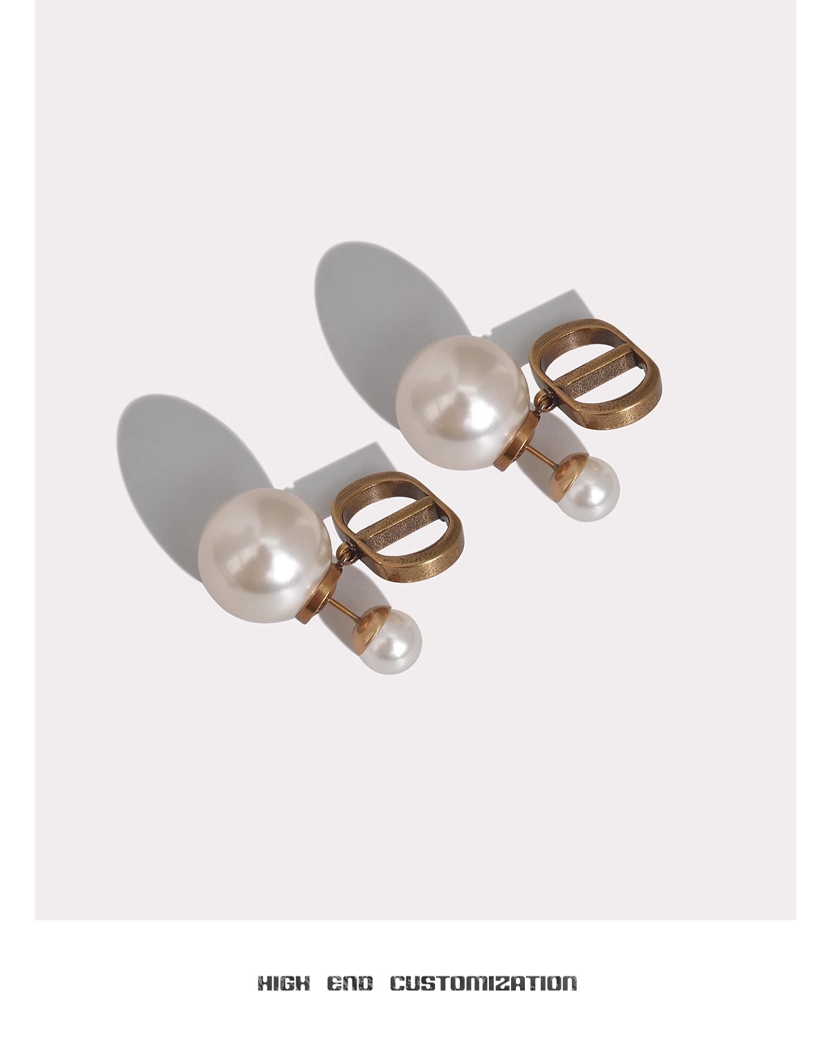 Letters Light Luxury Unique Earrings 2024 New Explosive Retro Pearl Earrings For Women Senior Sense Application Scenario