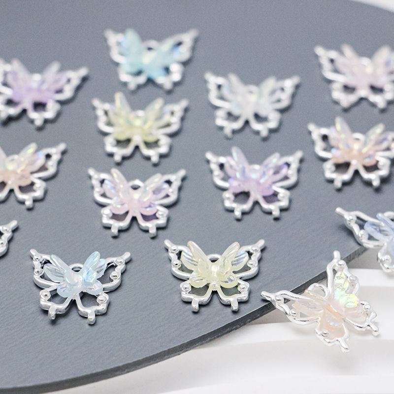 【幻蝶】仙气幻彩蝴蝶合金吊坠diy手工串珠材料手链项链饰品挂件白底实物图