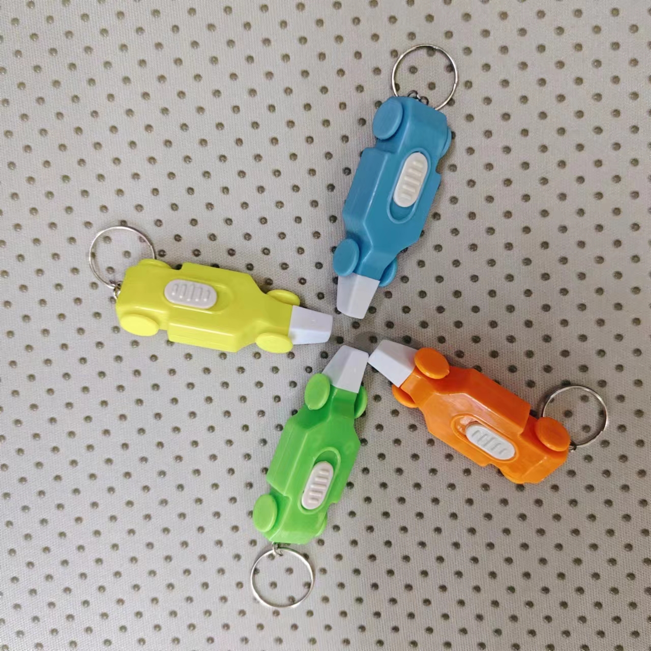 Creative new aircraft keychain light small gift event, giving away factory-direct keychain pendants pic 5
