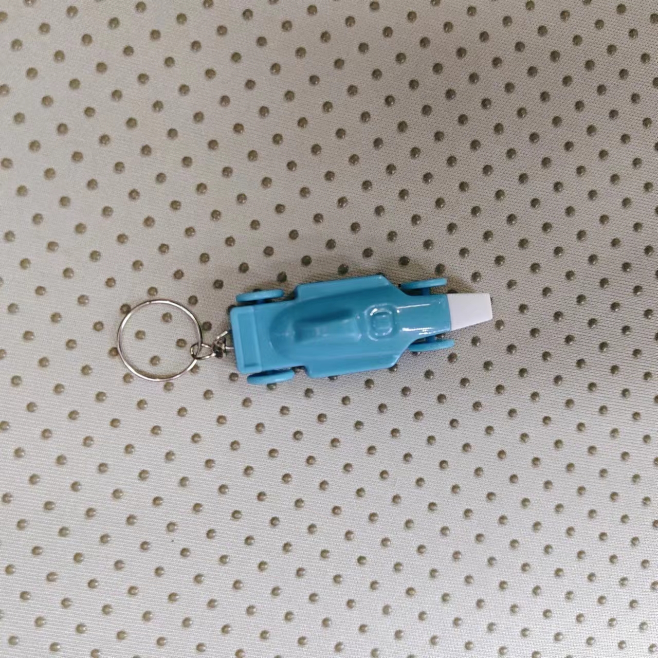 Creative new aircraft keychain light small gift event, giving away factory-direct keychain pendants pic 4