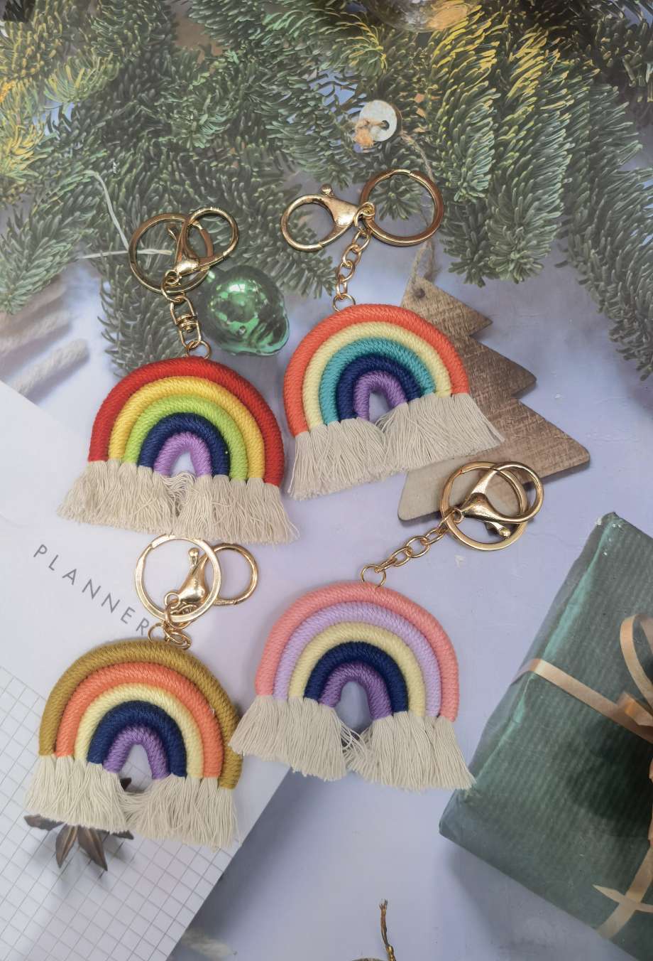 502全手工流苏手机挂件，2024最新款式，环保材质，质量很好，欢迎下单钥匙扣挂件钥匙扣挂件