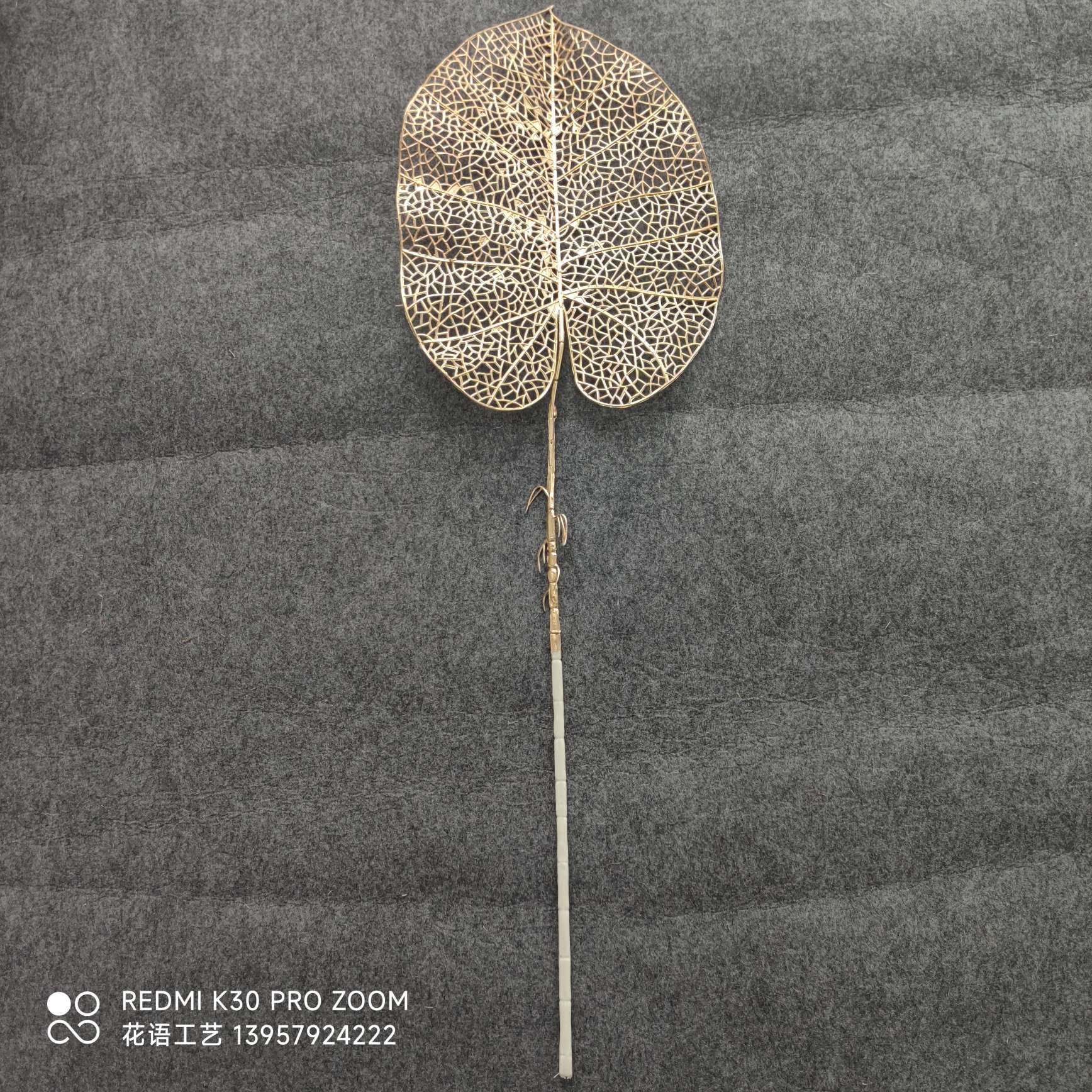 Office cultural decoration, such as artificial grass flowers, green plants, potted artificial flowers, artificial flower artworks, and artificial gardens, embellish the living space Application Scenario