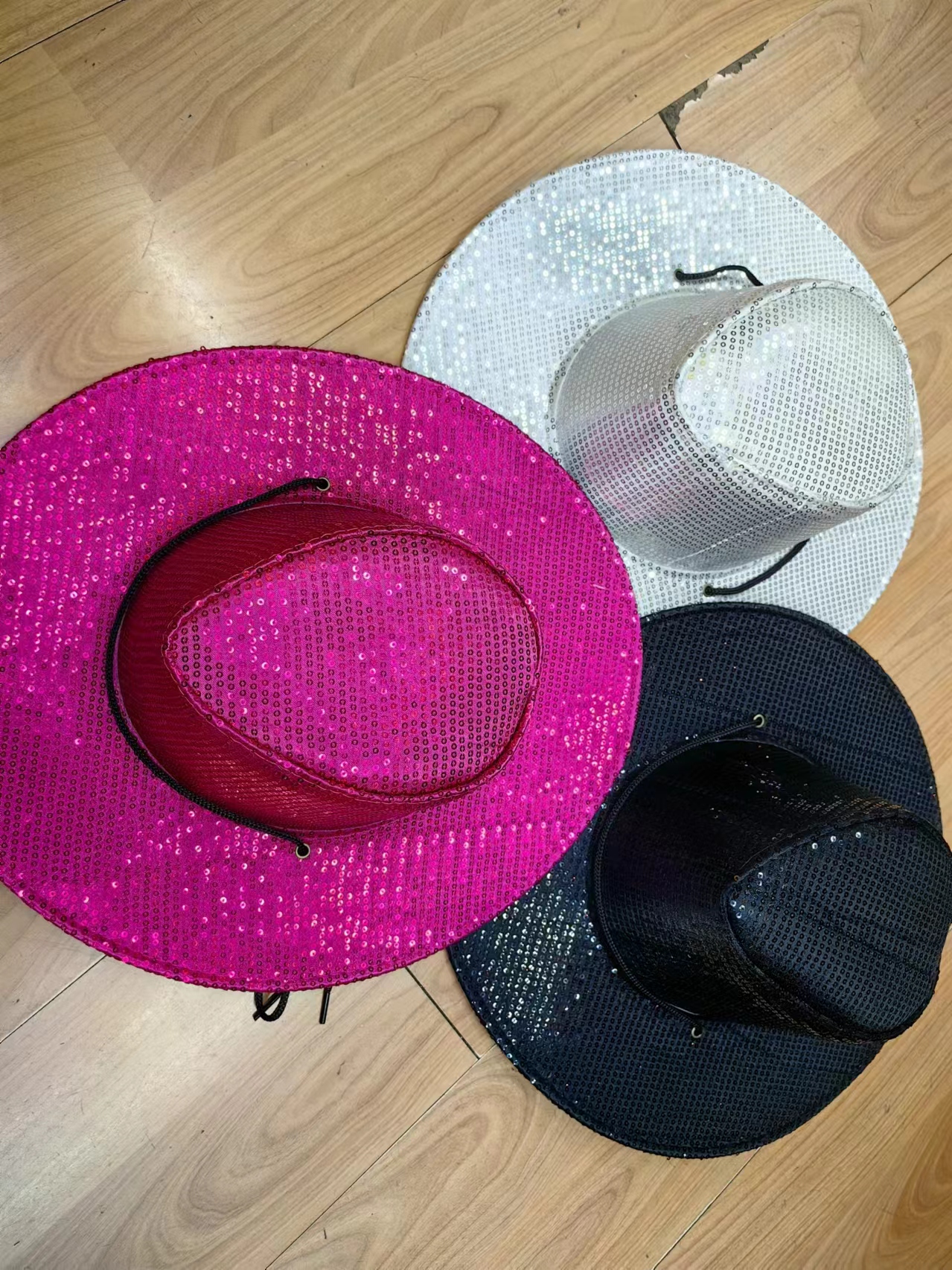 节日珠片帽子