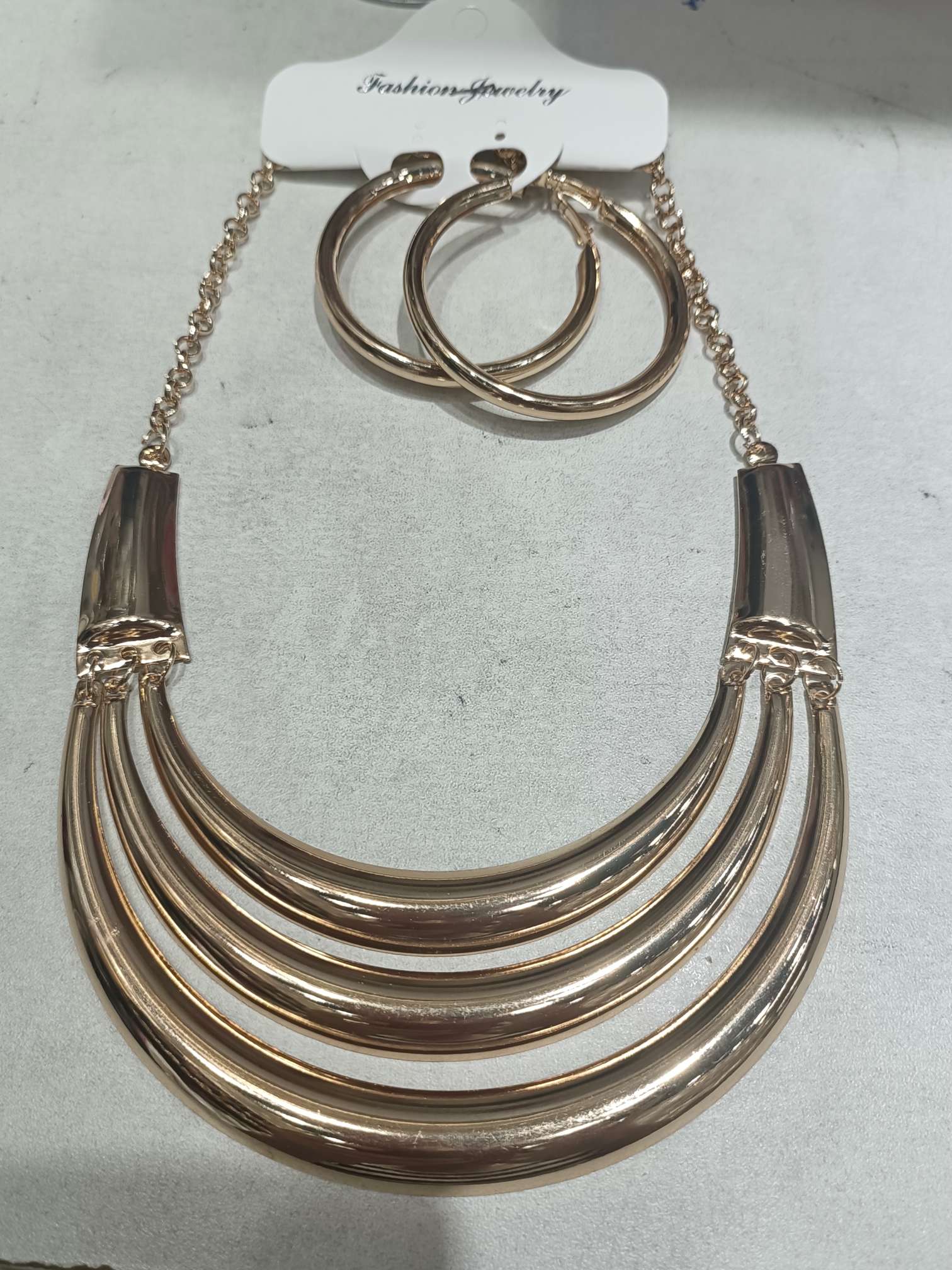 夸张时尚三条光面项圈