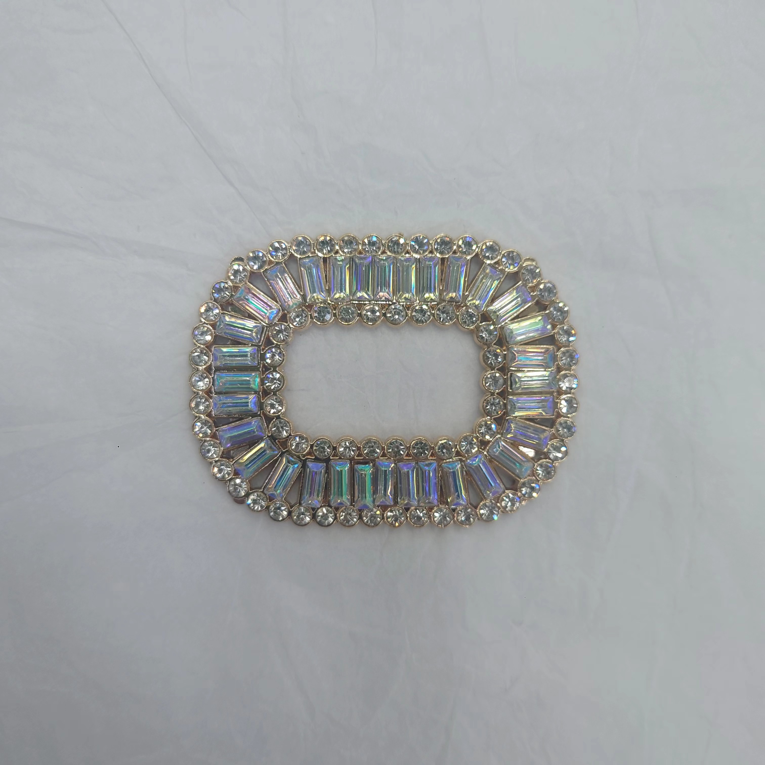 Hot-selling bestseller! High-end clothing and footwear, with alloy inlaid AB special-shaped diamonds shining brightly, DIY handcrafted materials for clothing accessories, enhancing your fashion taste. Clothing accessory buttons details Picture