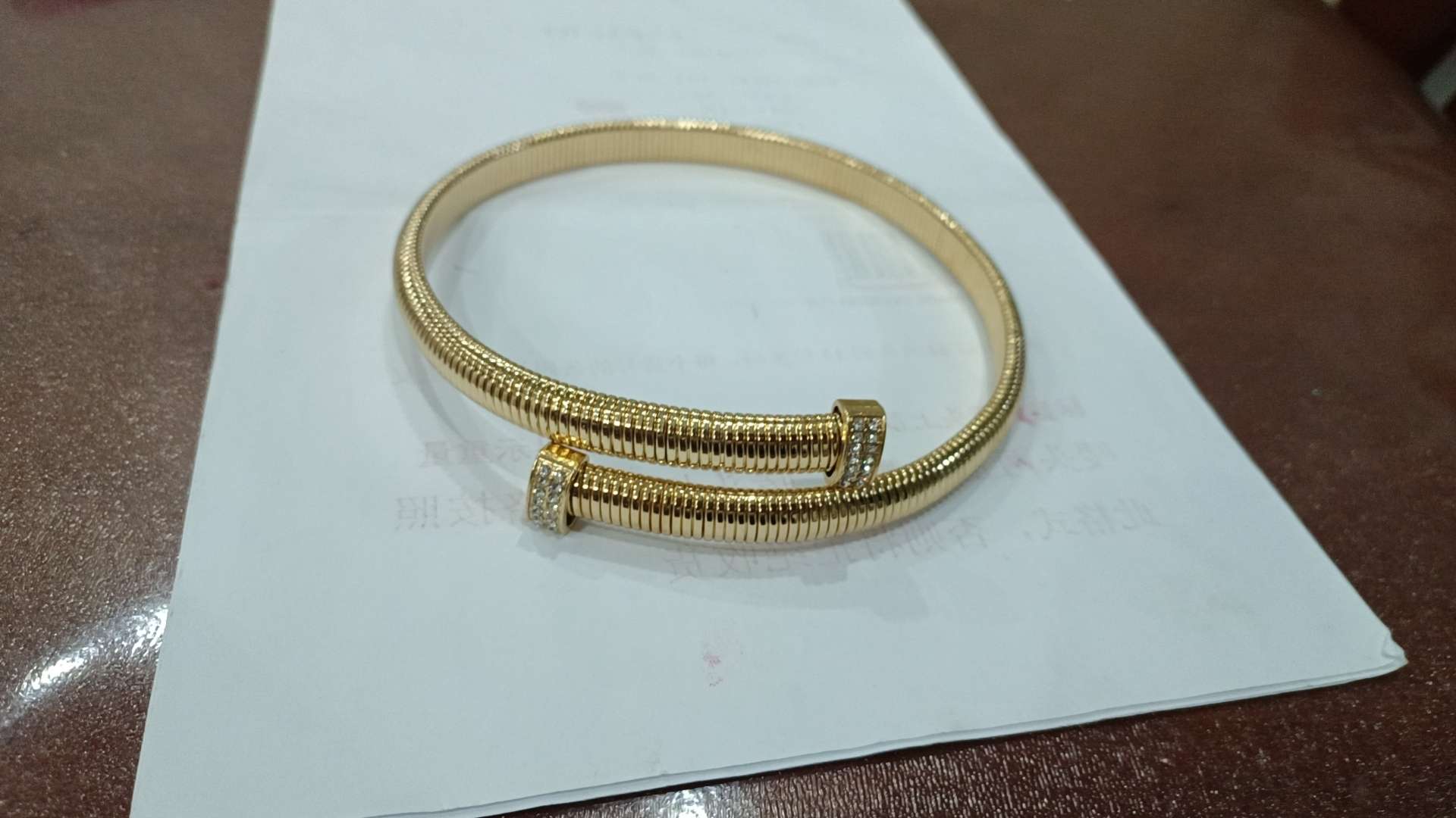 带钻开口时尚项圈