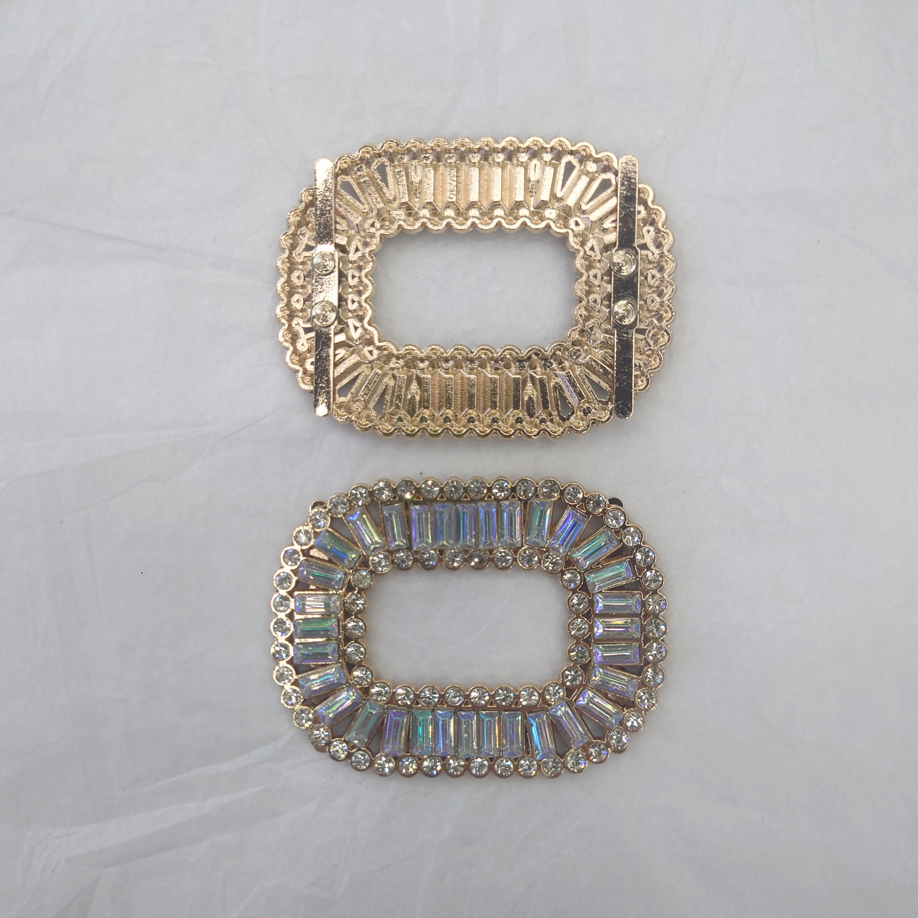 Hot-selling bestseller! High-end clothing and footwear, with alloy inlaid AB special-shaped diamonds shining brightly, DIY handcrafted materials for clothing accessories, enhancing your fashion taste. Clothing accessory buttons Specification image