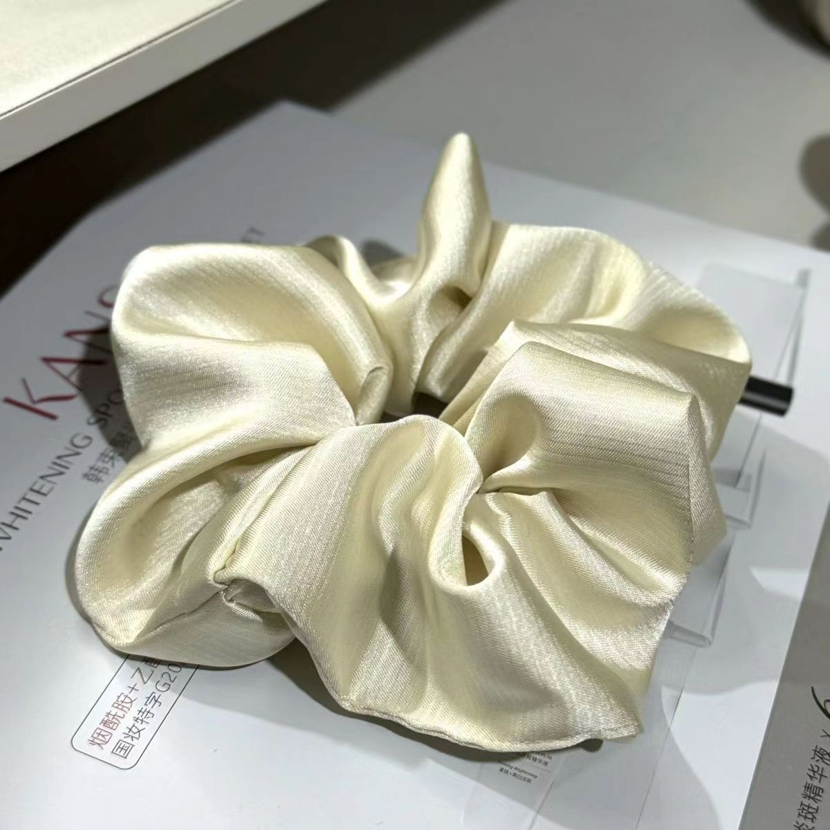Korean style: Simple large intestine rings, hair bands, satin hair ties, Bin Han accessories 1231 Specification image