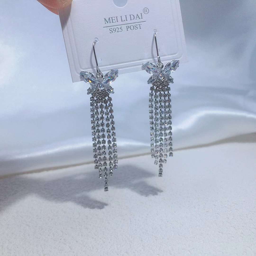 长款流苏耳环女锆石爪链闪亮高级感耳饰适用于派对宴会婚礼银针耳环