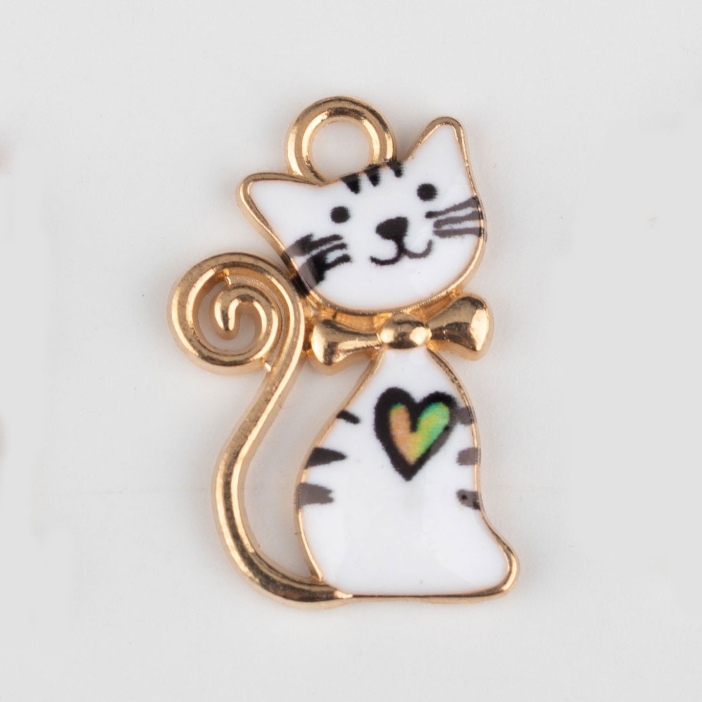 Alloy accessories, jewelry accessories, diy earrings, pendants, chains, bracelets, European and American style, Chinese style, butterflies, little cats, hearts, Zhu Guanghua, uv printing, douyin Application Scenario