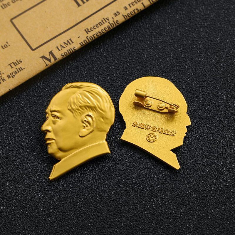 Creative and personalized clothing accessories, brooches, badges, custom badges, unique designs, fashionable and trendy decorative items, custom badges, badges details Picture