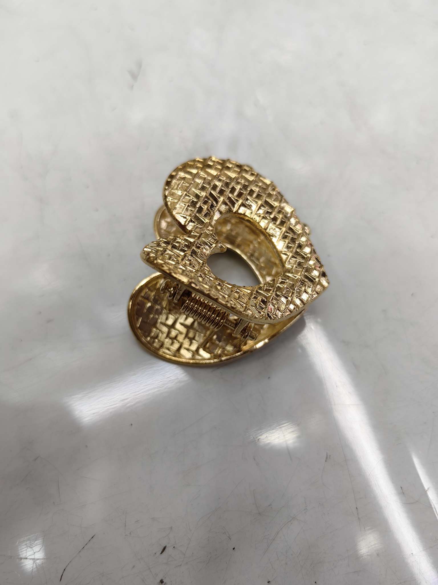 Alloy hair accessory with heart gripper and checkered gripper, 2024 new style alloy hair accessory detail image 3
