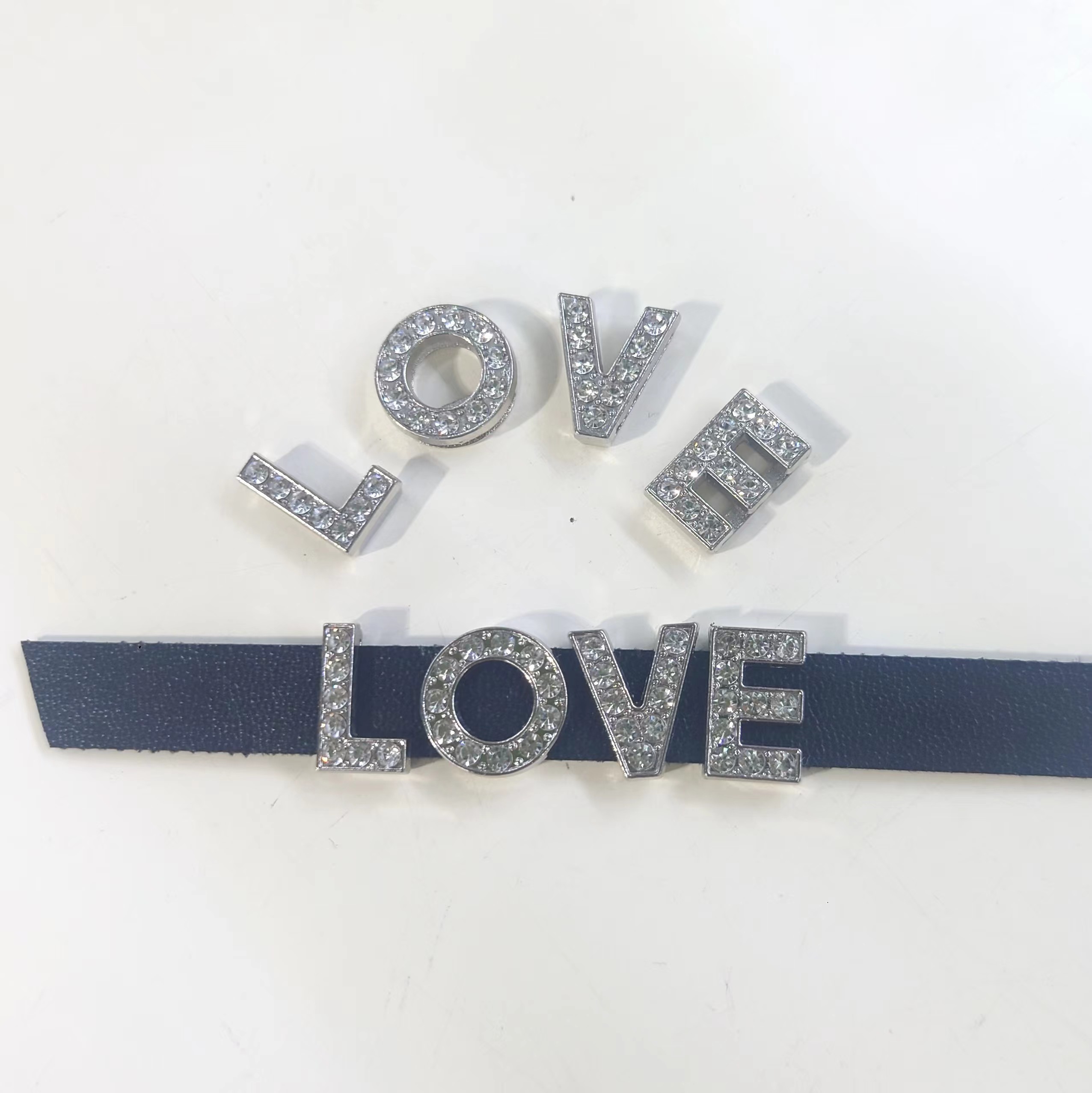 Best-selling items, high-end clothing hardware, small accessories for jeans and shoe chains, and clothing accessory buttons, enhance your fashion taste Specification image