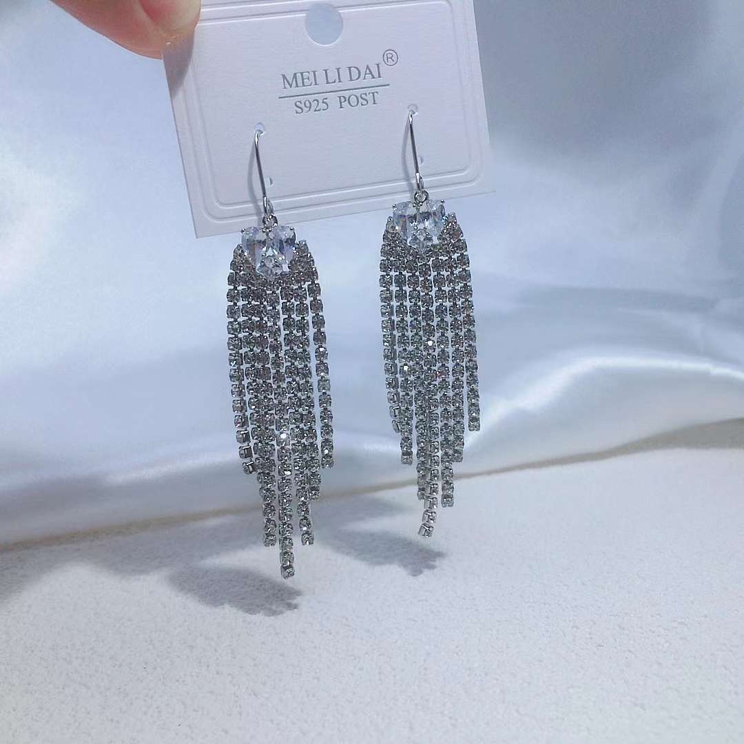 长款流苏耳环女锆石爪链闪亮高级感耳饰适用于派对宴会婚礼银针耳环细节图