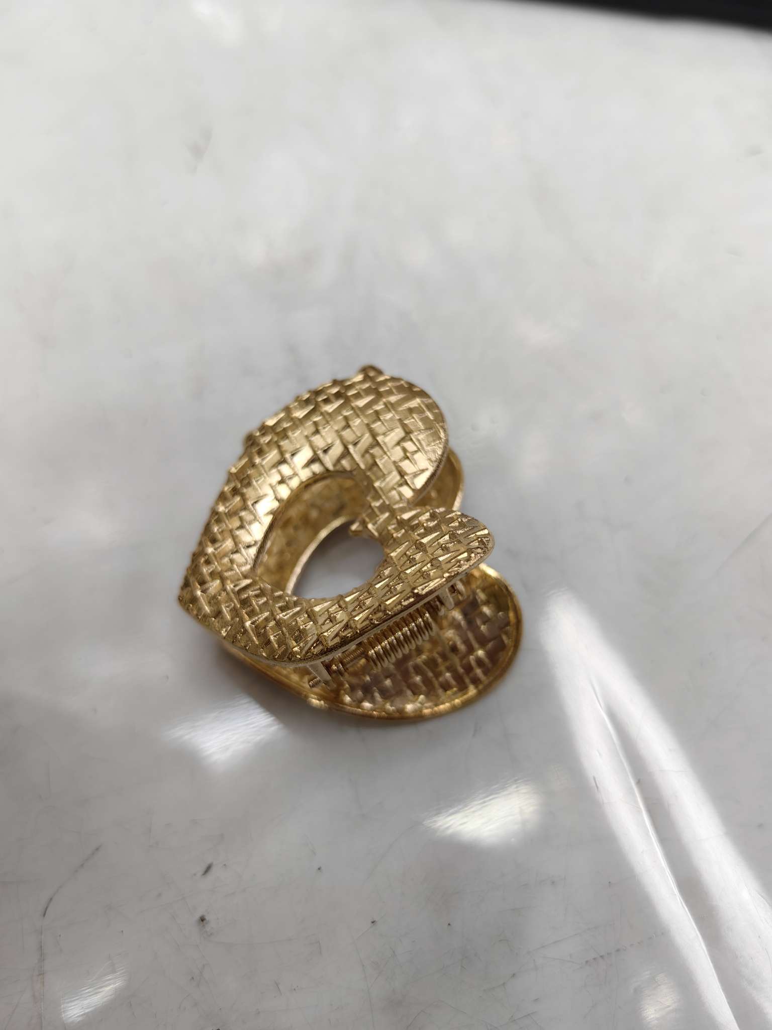 Alloy hair accessory with heart gripper and checkered gripper, 2024 new style alloy hair accessory detail image 2