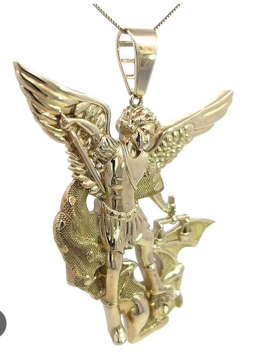 Panda-themed Thangka design for mobile phone chains, keychains, pendants, ornaments, and exquisite small items. It is suitable for collection and gifting Application Scenario