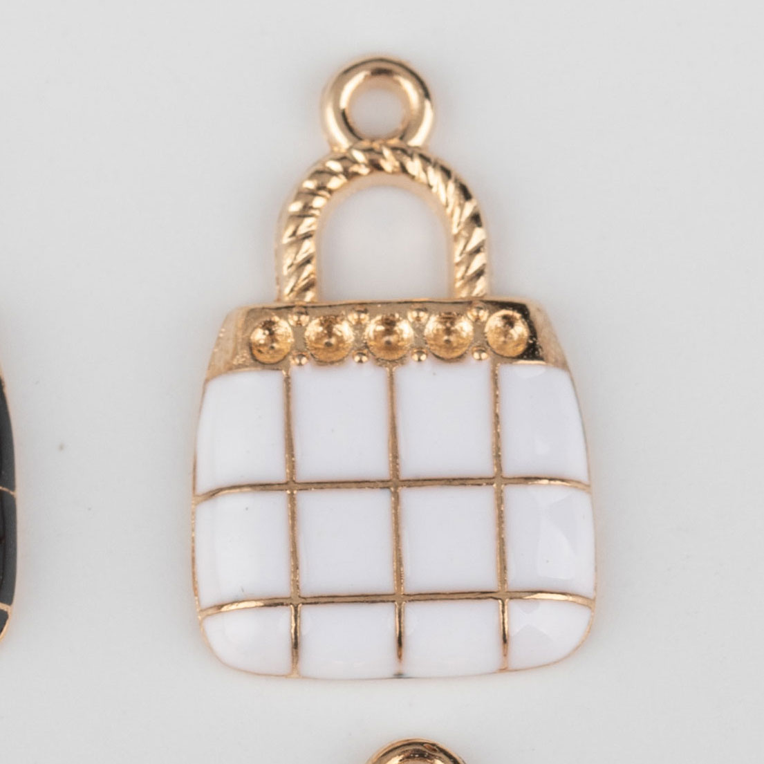 合金配件/饰品配件/珍珠/树脂配件/配件树脂细节图