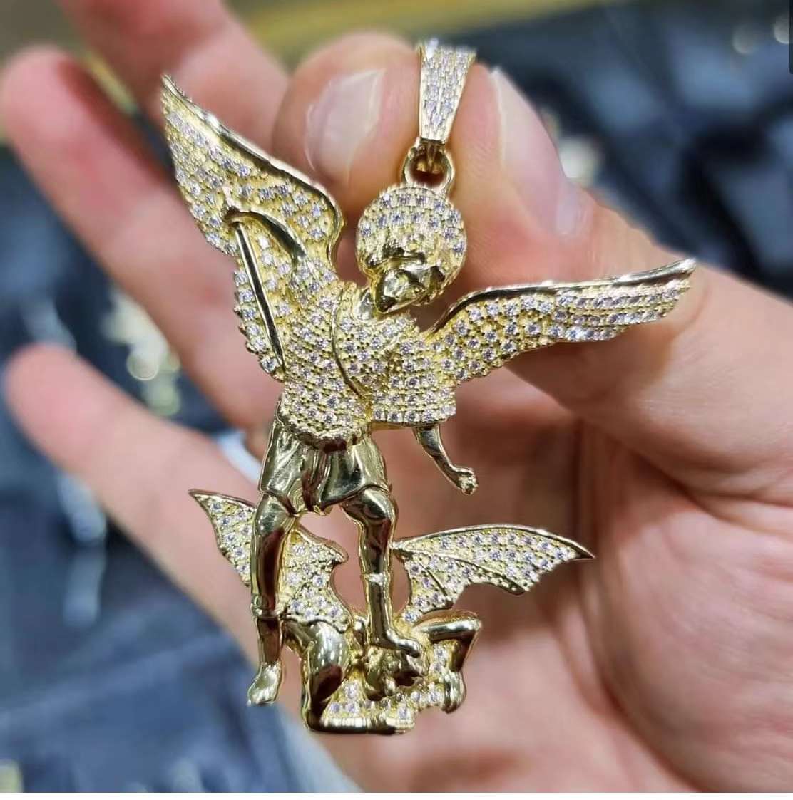 Panda-themed Thangka design for mobile phone chains, keychains, pendants, ornaments, and exquisite small items. It is suitable for collection and gifting details Picture