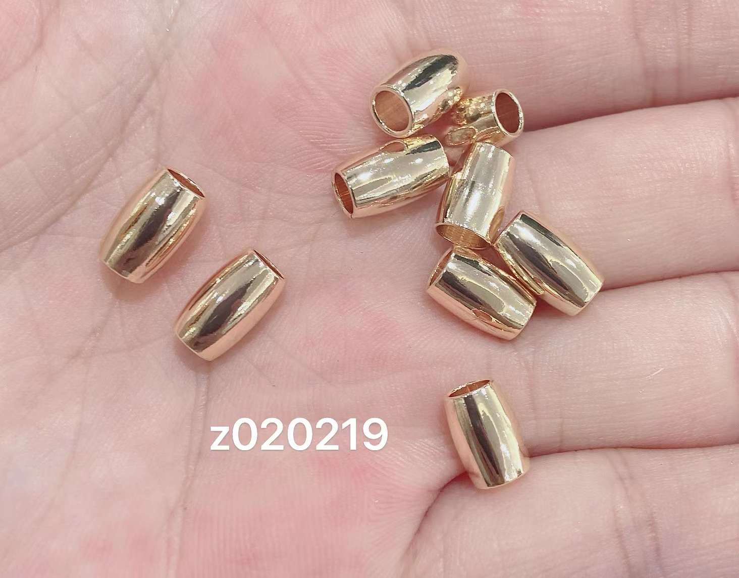 (د) الملحقات اليدوية للسوارات النحاس الفولاذية من نوع دياك (Dy18K)، وهي قطع حرفة شعبية، 06.