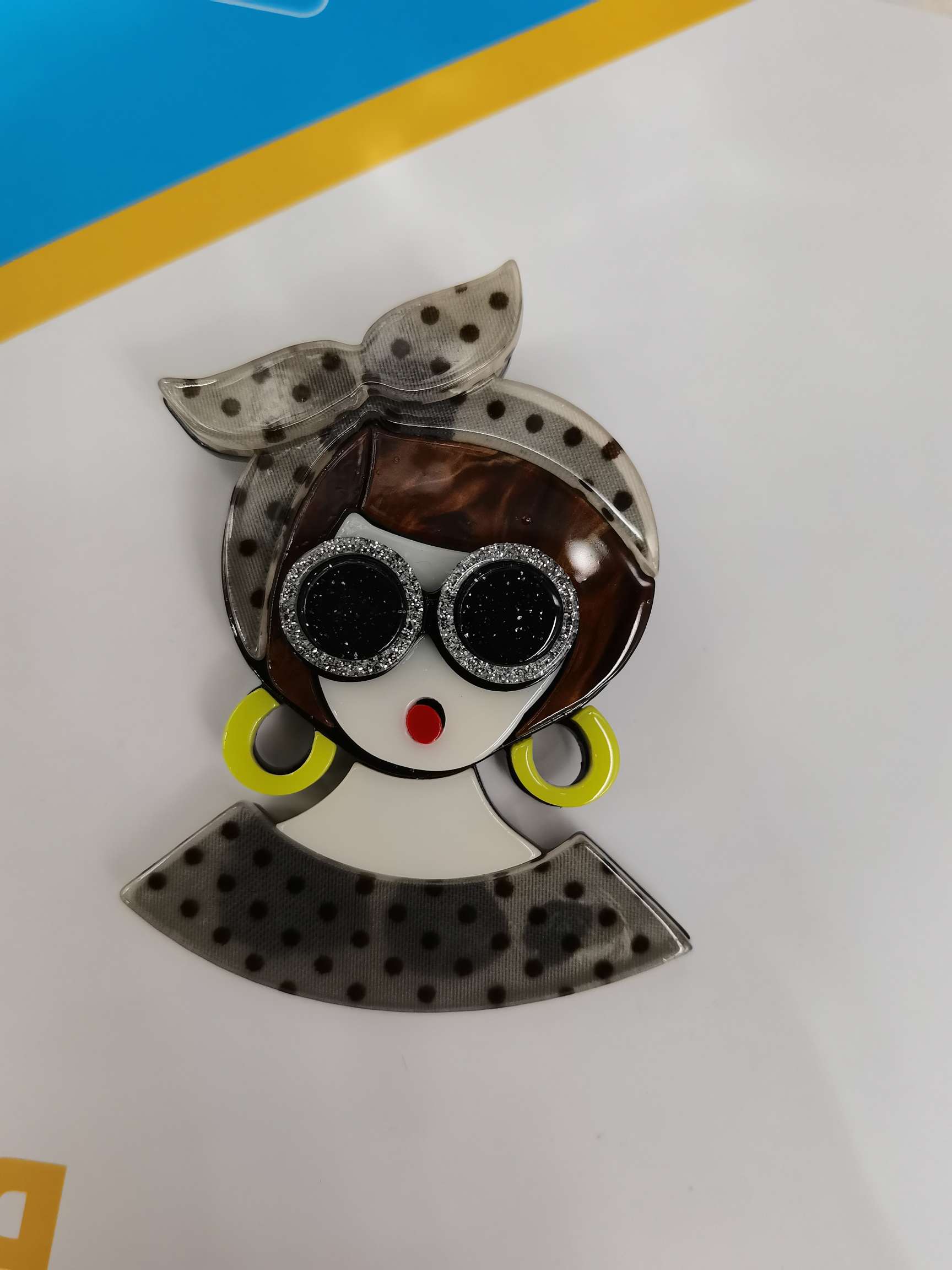 2024美女饰品衣饰胸针 徽章定制 个性胸章徽章 创意设计 独特风格 时尚潮流配饰欧美胸针