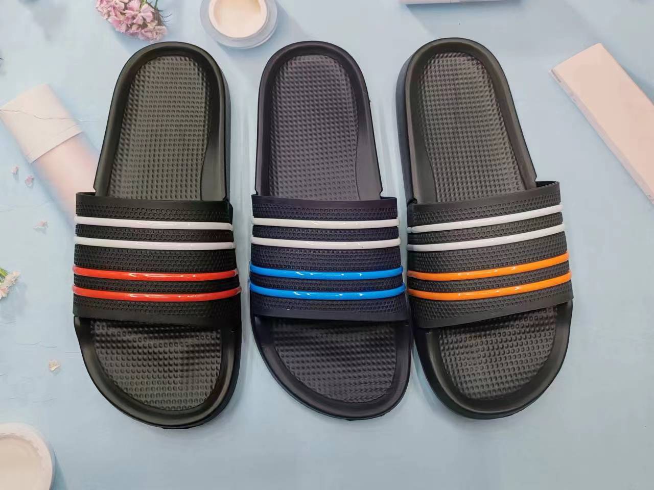 Fashion 2024 New men's slippers