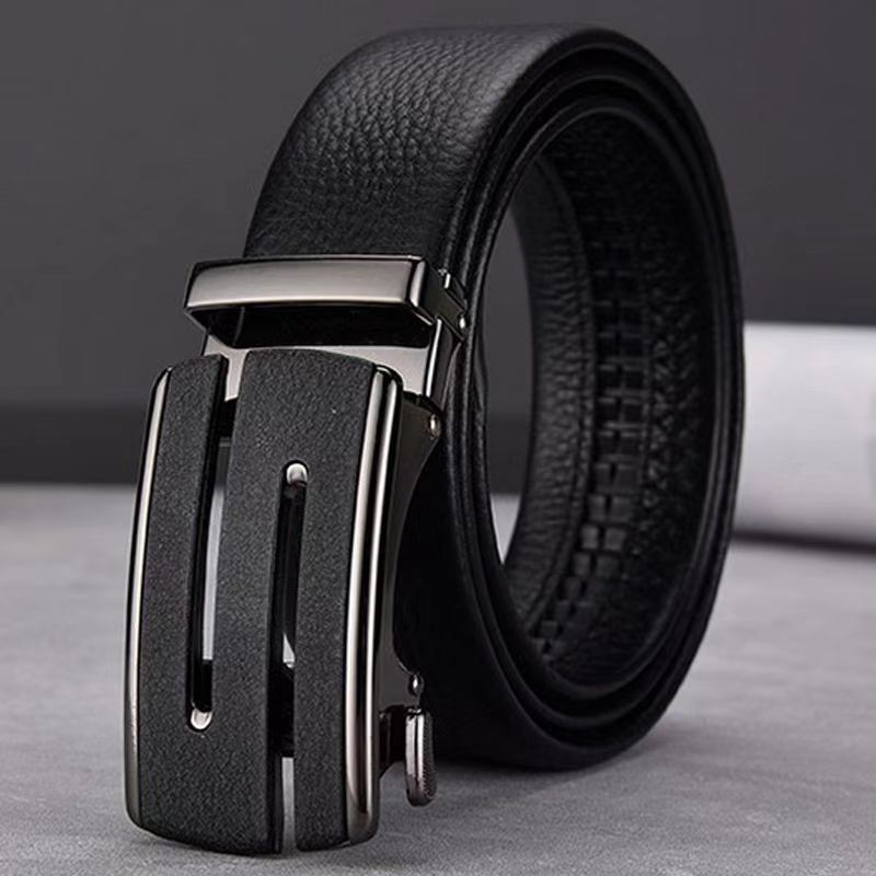 A men's casual youth belt