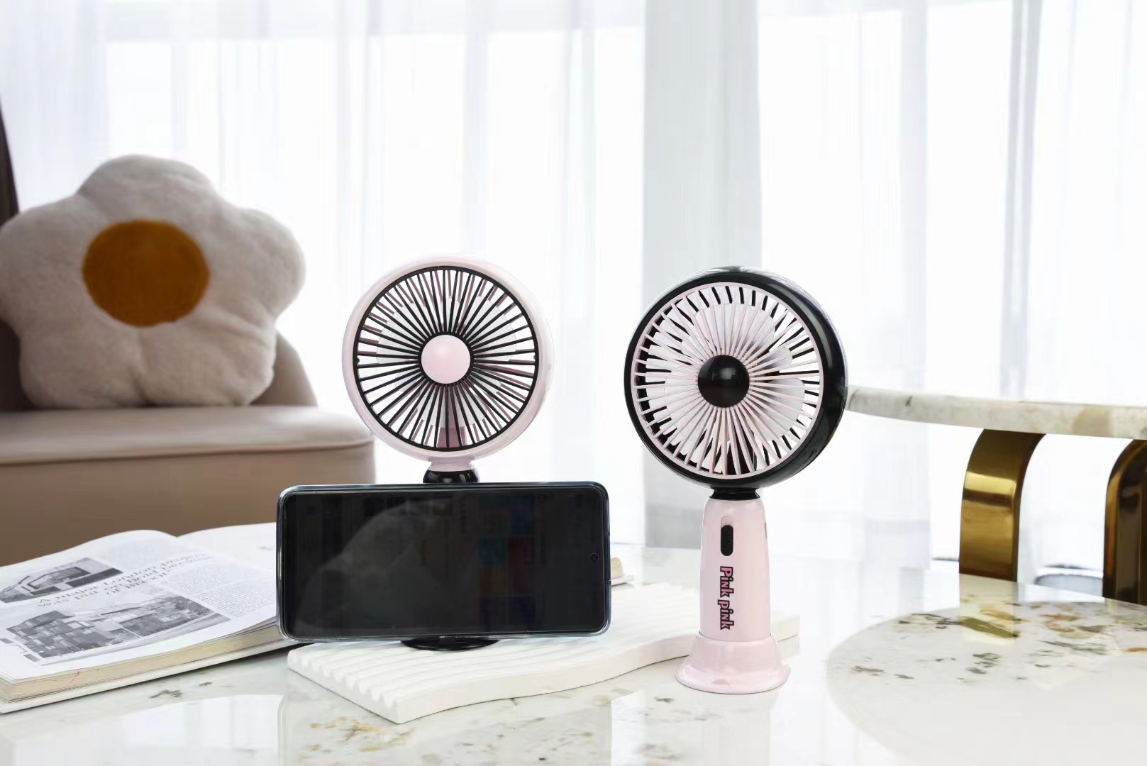 Ys2318c Charging Small Fan With Light Second Gear Wind Item Picture